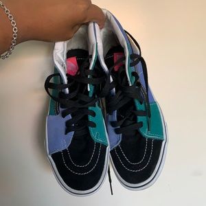 Vans  “Sk8-hi Mix and Match “women’s 8.5 men’s 7.0
